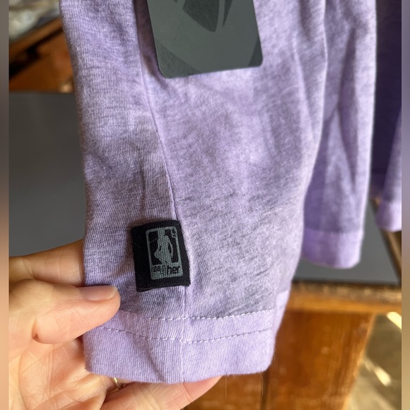 LA Lakers women’s racer back tank top Size L NWT - Picture 6 of 11